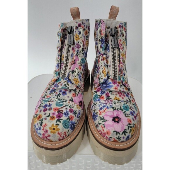 Dr. Martens Sinclair Wanderlust Women's Boots Bone/Mallow Pink Floral - Picture 4 of 10